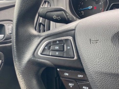 Used 2017 Ford Focus SE image 21