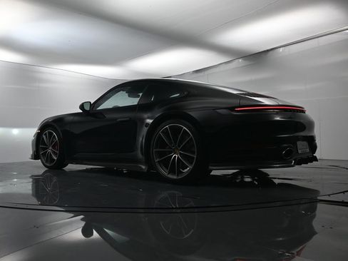 Used 2024 Porsche 911 Carrera 4S image 41