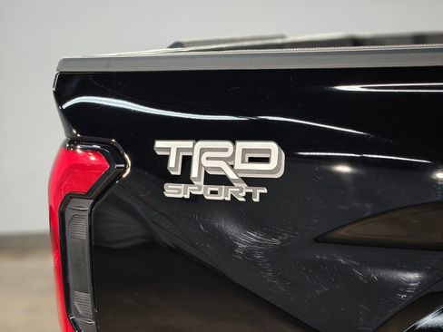 Used 2025 Toyota Tacoma TRD Sport image 37