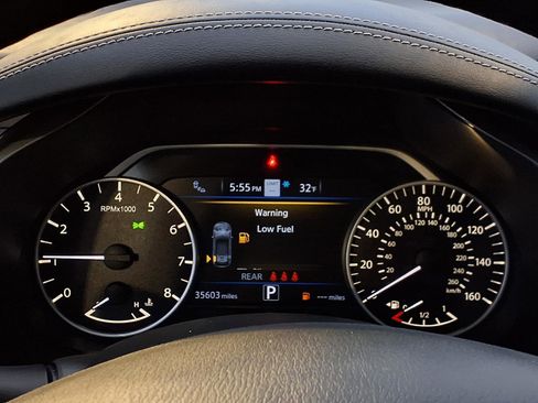 Used 2024 Nissan Murano Platinum image 18