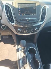 Used 2022 Chevrolet Equinox LT FWD image 16