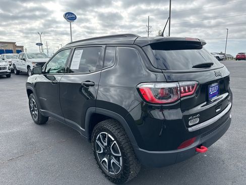 Used 2024 Jeep Compass Trailhawk image 6