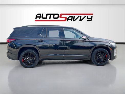 Used 2023 Chevrolet Traverse Premier w/ Redline Edition image 8