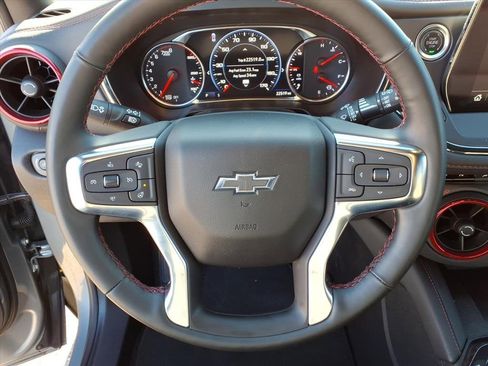 Used 2025 Chevrolet Blazer RS image 20