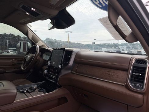Used 2019 RAM 1500 Limited image 16
