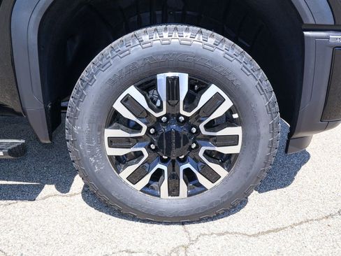 New 2026 GMC Sierra 3500 Denali Ultimate AWD/4WD image 36