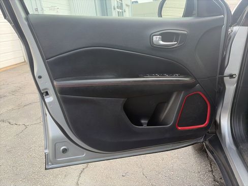 Used 2021 Jeep Compass Trailhawk image 13