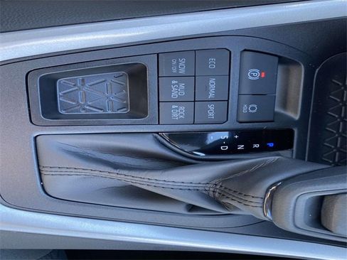 New 2025 Toyota RAV4 XLE image 11