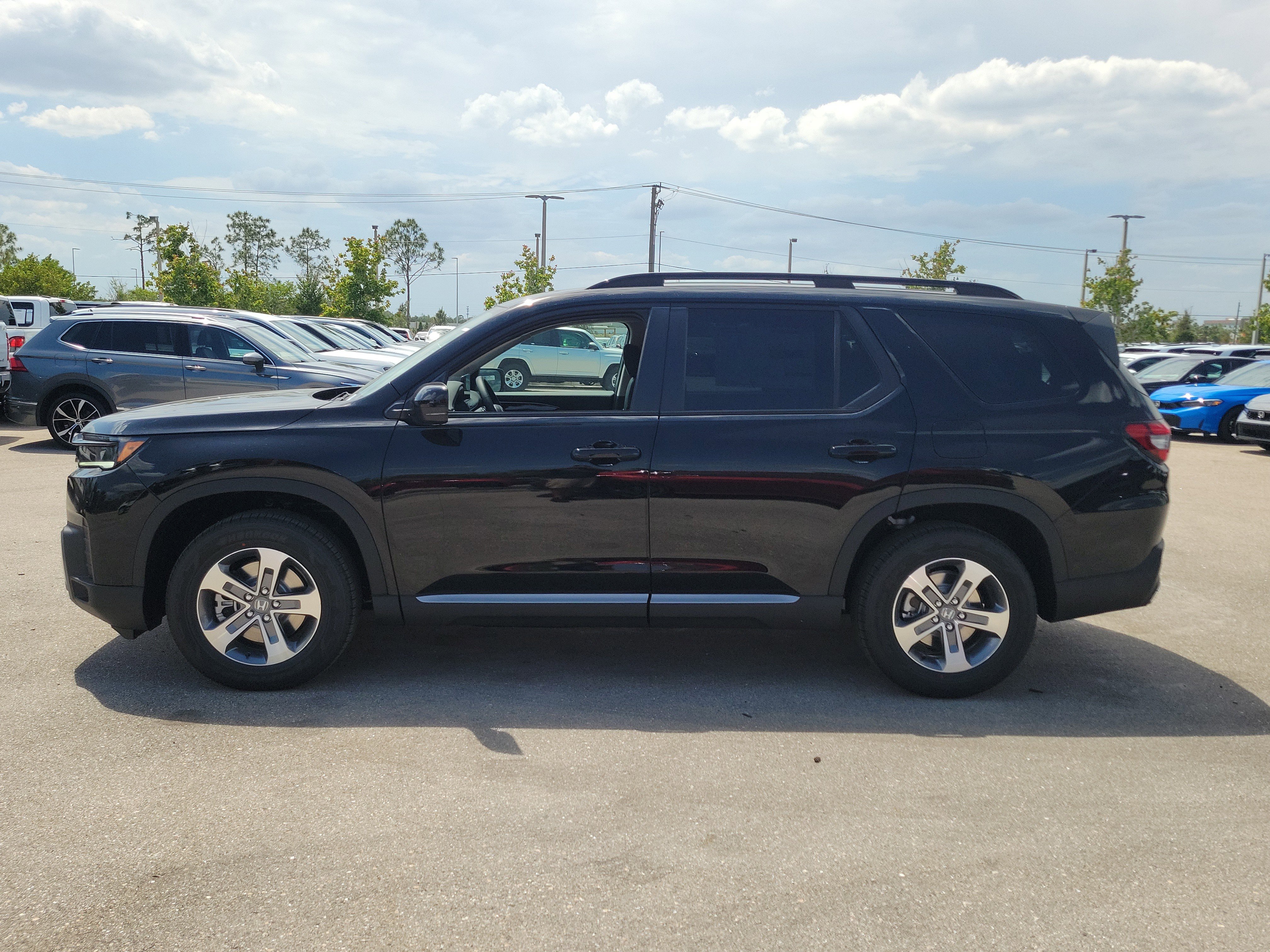 New 2026 Honda Pilot EX-L image 4