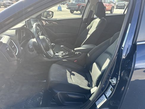Used 2015 MAZDA MAZDA3 i Touring w/ Technology Package image 11