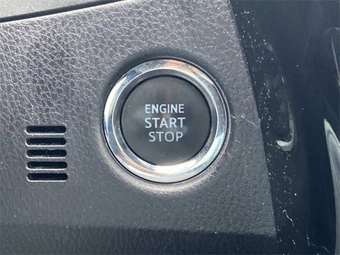 Used 2017 Toyota Corolla SE 50th Anniversary image 29