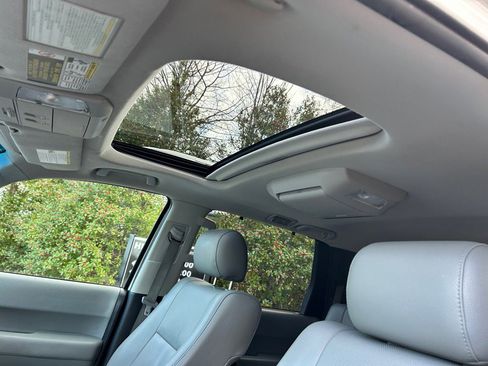 Used 2015 Toyota Sequoia Platinum image 31