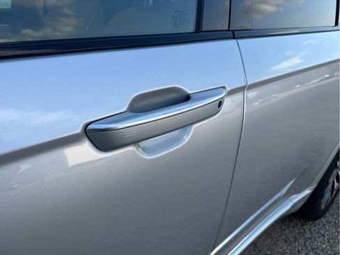 Used 2025 Jeep Grand Cherokee L Summit image 16