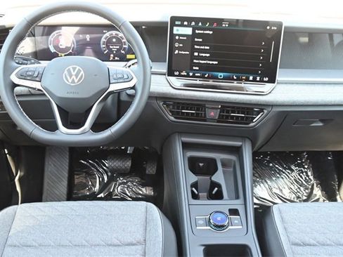 New 2025 Volkswagen Tiguan S image 8