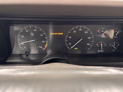 Used 1993 Cadillac Allante image 14