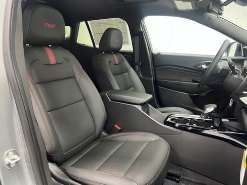 New 2026 Chevrolet Trax RS w/ Sunroof Package FWD image 23