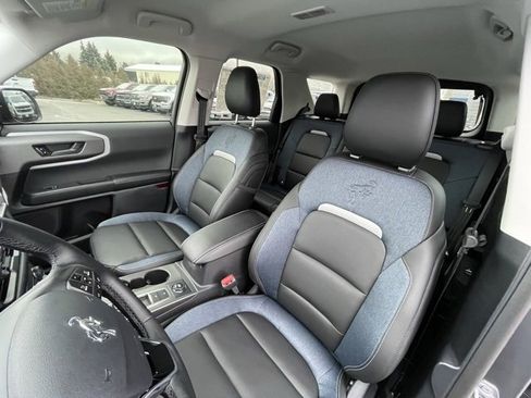 New 2025 Ford Bronco Sport Outer Banks w/ Topo Graphic Package image 17