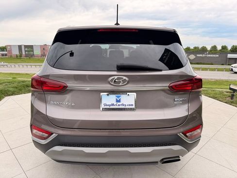 Used 2019 Hyundai Santa Fe SE AWD/4WD image 4