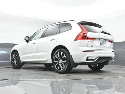 Used 2023 Volvo XC60 B5 Plus w/ Climate Package AWD/4WD image 16