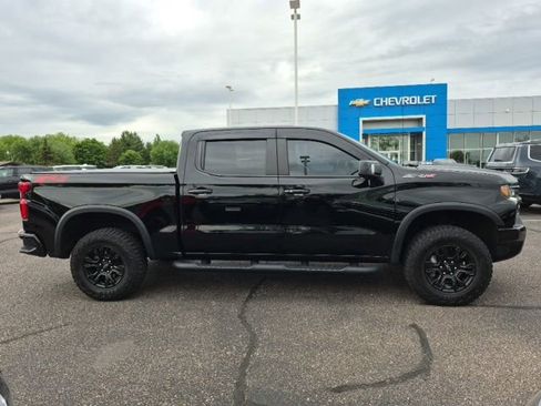 Certified 2023 Chevrolet Silverado 1500 ZR2 w/ Technology Package AWD/4WD image 11