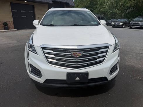 Used 2017 Cadillac XT5 FWD image 3