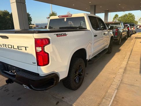 Used 2022 Chevrolet Silverado 1500 LT Trail Boss w/ Bed Protection Package AWD/4WD image 3