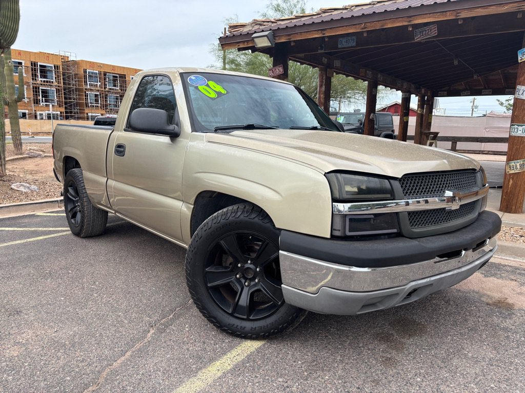 Used 2004 Chevrolet Silverado 1500 W/T RWD image 3
