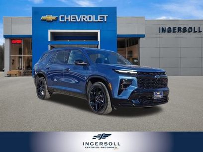 Used 2025 Chevrolet Traverse RS