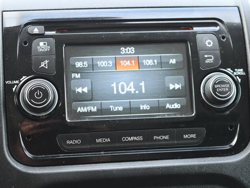 Used 2016 RAM ProMaster 2500 image 27