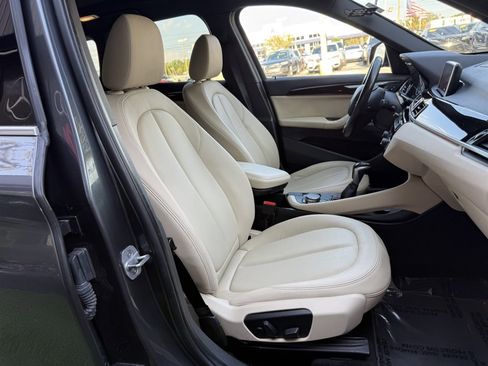 Used 2018 BMW X1 sDrive28i image 16