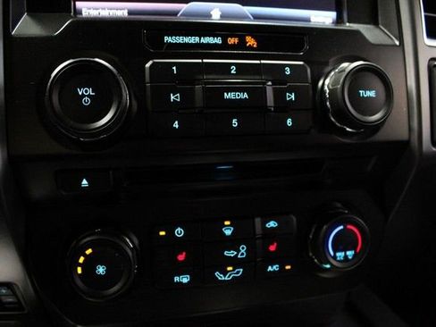 Used 2015 Ford F150 XLT w/ Equipment Group 302A Luxury AWD/4WD image 29