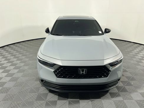 Used 2025 Honda Accord SE image 8