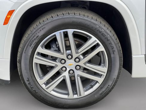 Used 2023 Chevrolet Traverse High Country AWD/4WD image 19