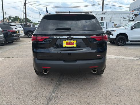 Used 2023 Chevrolet Traverse RS w/ LPO, Floor Liner Package AWD/4WD image 6