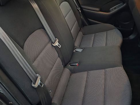 Used 2017 Kia Forte LX image 15