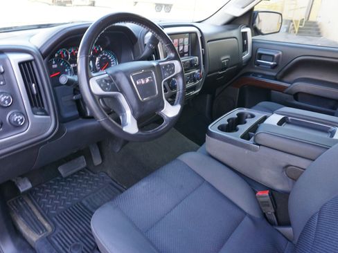 Used 2017 GMC Sierra 1500 SLE w/ SLE Value Package AWD/4WD image 28
