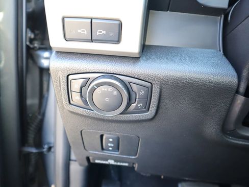 Used 2021 Ford F350 Lariat w/ Lariat Value Package image 24