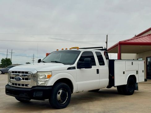 Used 2015 Ford F350 XL RWD image 6
