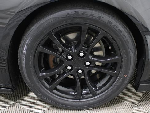 Used 2021 Chevrolet Camaro LS RWD image 34