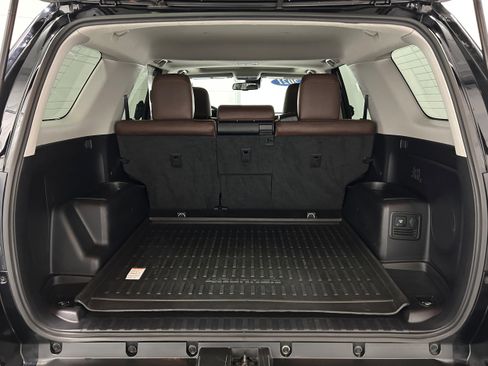 Used 2021 Toyota 4Runner Limited image 32