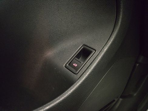 Used 2014 Volkswagen Jetta SE image 27