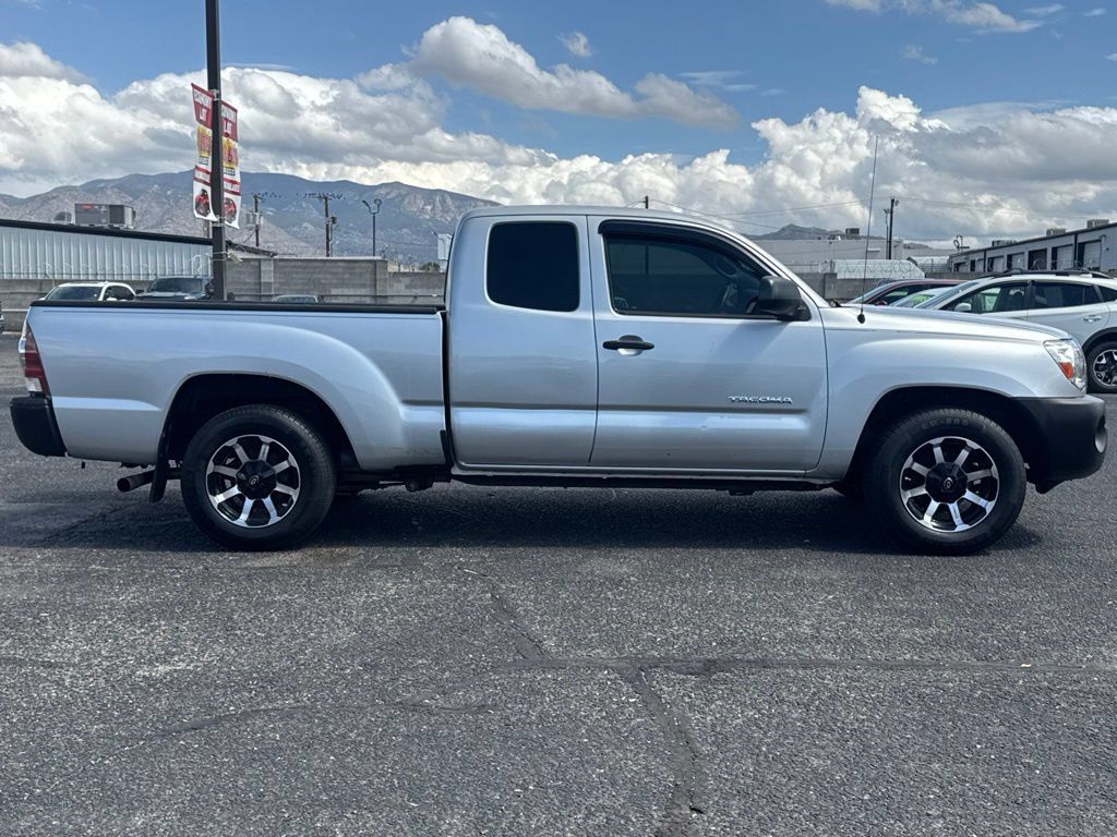 Used 2010 Toyota Tacoma 2WD Access Cab w/ Convenience Pkg image 9