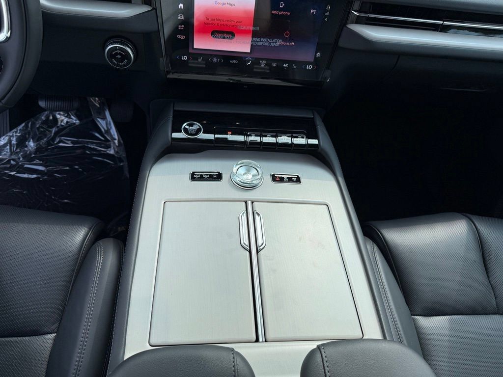 New 2027 Lincoln Navigator Premiere AWD/4WD image 15