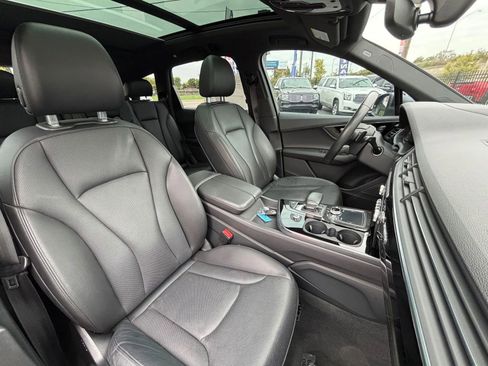 Used 2018 Audi Q7 3.0T Prestige w/ Prestige Package image 35