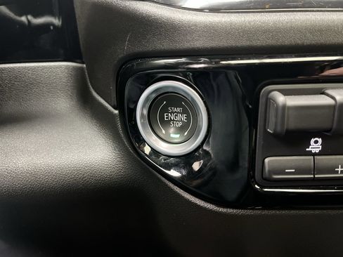 Certified 2024 Chevrolet Silverado 2500 ZR2 w/ Technology Package image 24