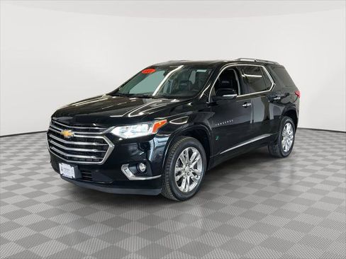 Used 2021 Chevrolet Traverse High Country image 3