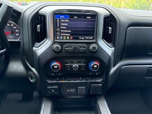 Used 2020 Chevrolet Silverado 1500 LT Trail Boss AWD/4WD image 20
