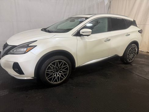 Used 2024 Nissan Murano Platinum w/ Cargo Package image 2