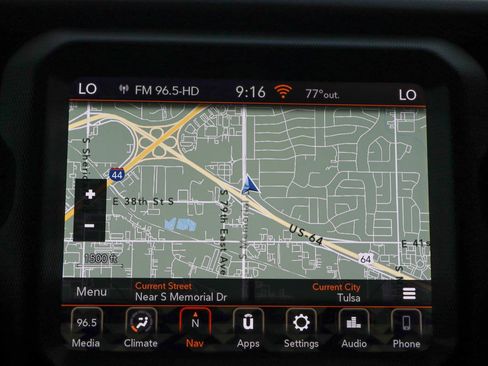 Used 2019 Jeep Wrangler Unlimited Sahara AWD/4WD image 11