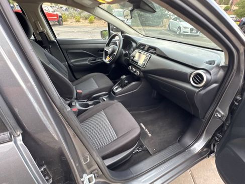 Used 2021 Nissan Versa S FWD image 16